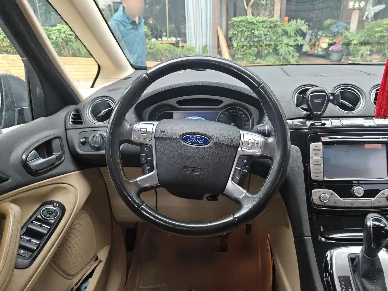 Ford S-MAX 2008 2.3L 7-Seater Flagship Navigation Version — миниатюра 11