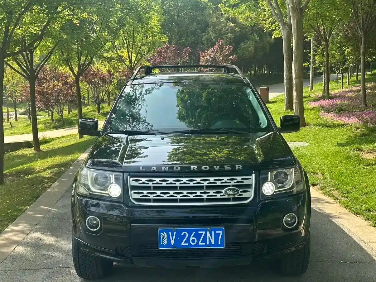 Freelander 2 2013 2.0T Si4 SE Petrol Version — миниатюра 2
