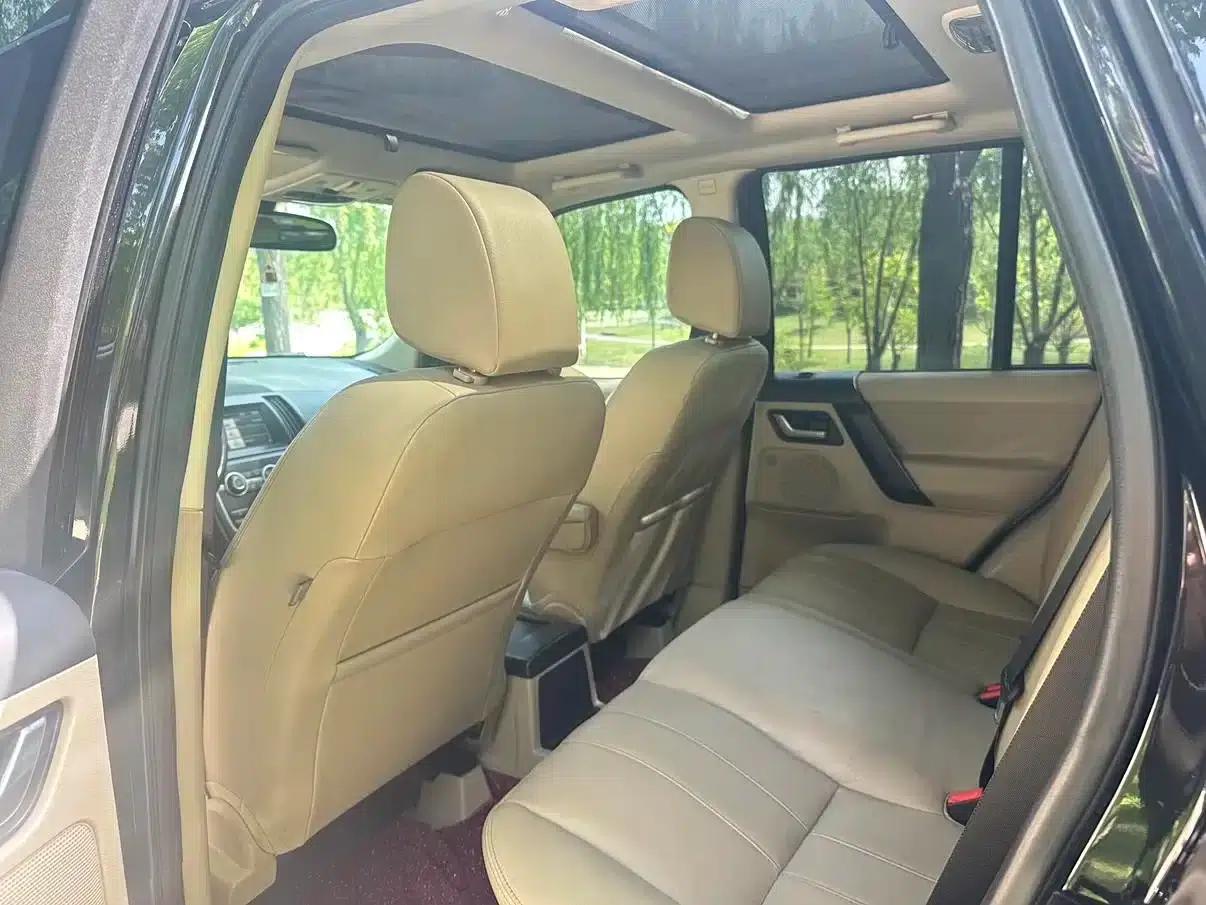 Freelander 2 2013 2.0T Si4 SE Petrol Version — миниатюра 5