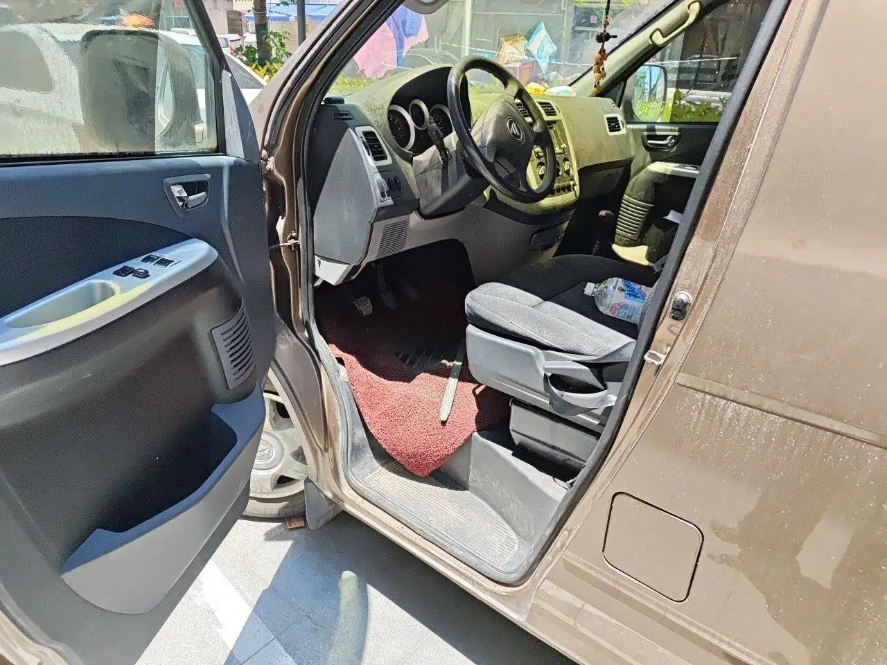 Foton MP-X E 2016 2.0L Express Edition 4G63 — миниатюра 17