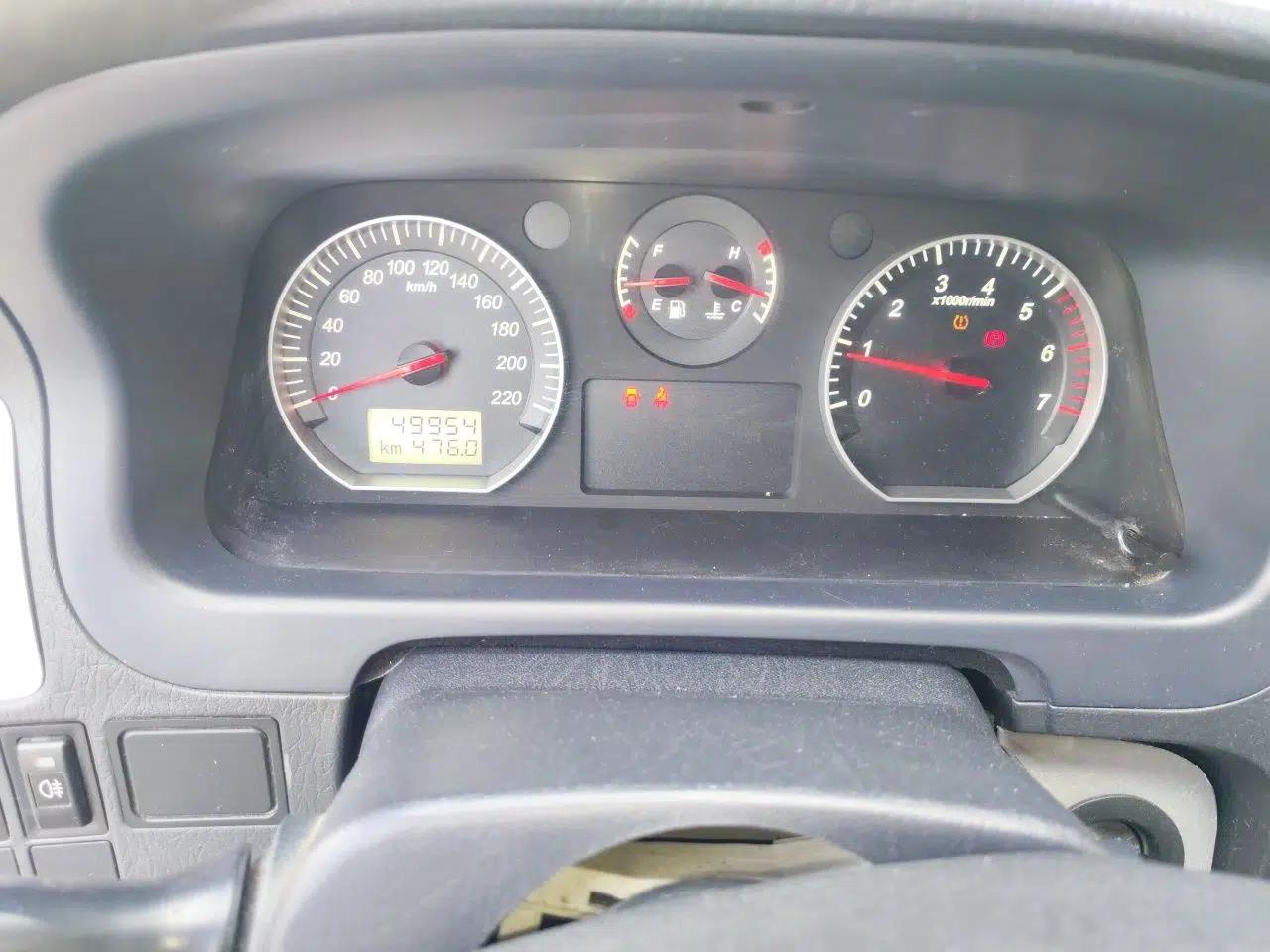 Foton Scenic G5 2021 2.0L Gasoline Commercial Version 6-Seater Multi-Purpose Passenger Vehicle 1TZS — миниатюра 12