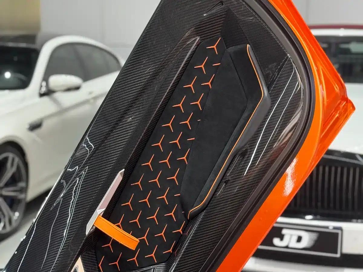 2013 Aventador LP 700-4 Roadster — миниатюра 4