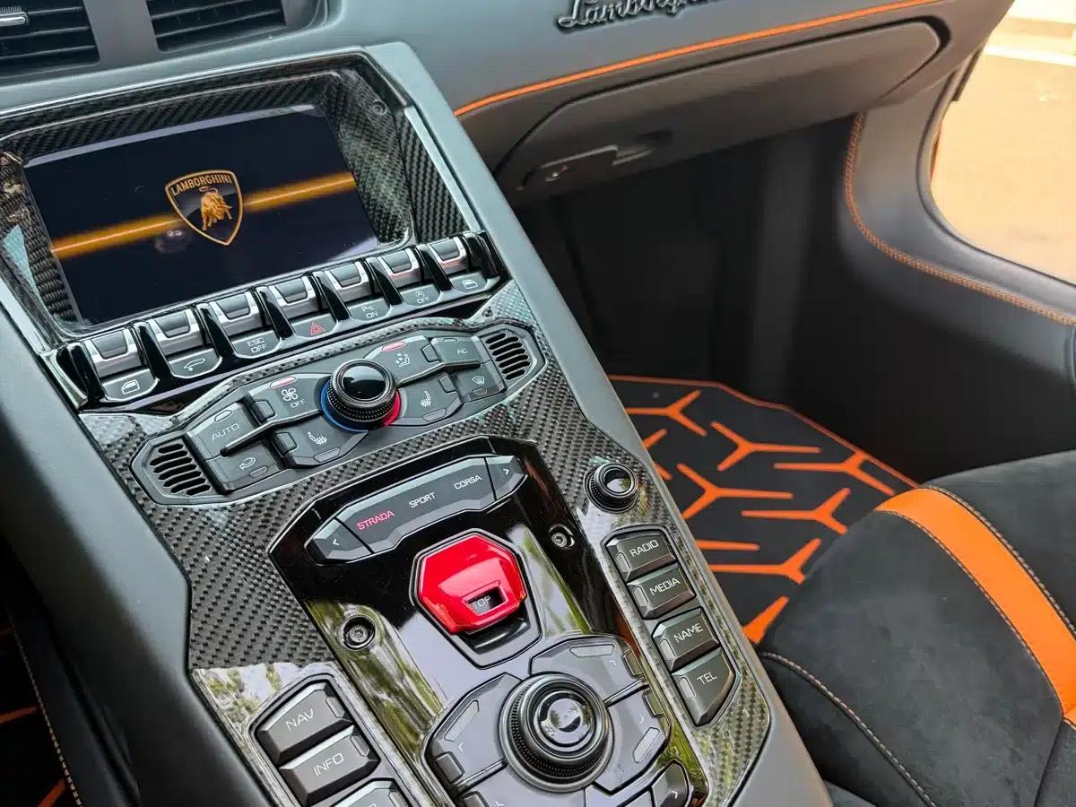 2013 Aventador LP 700-4 Roadster — миниатюра 6