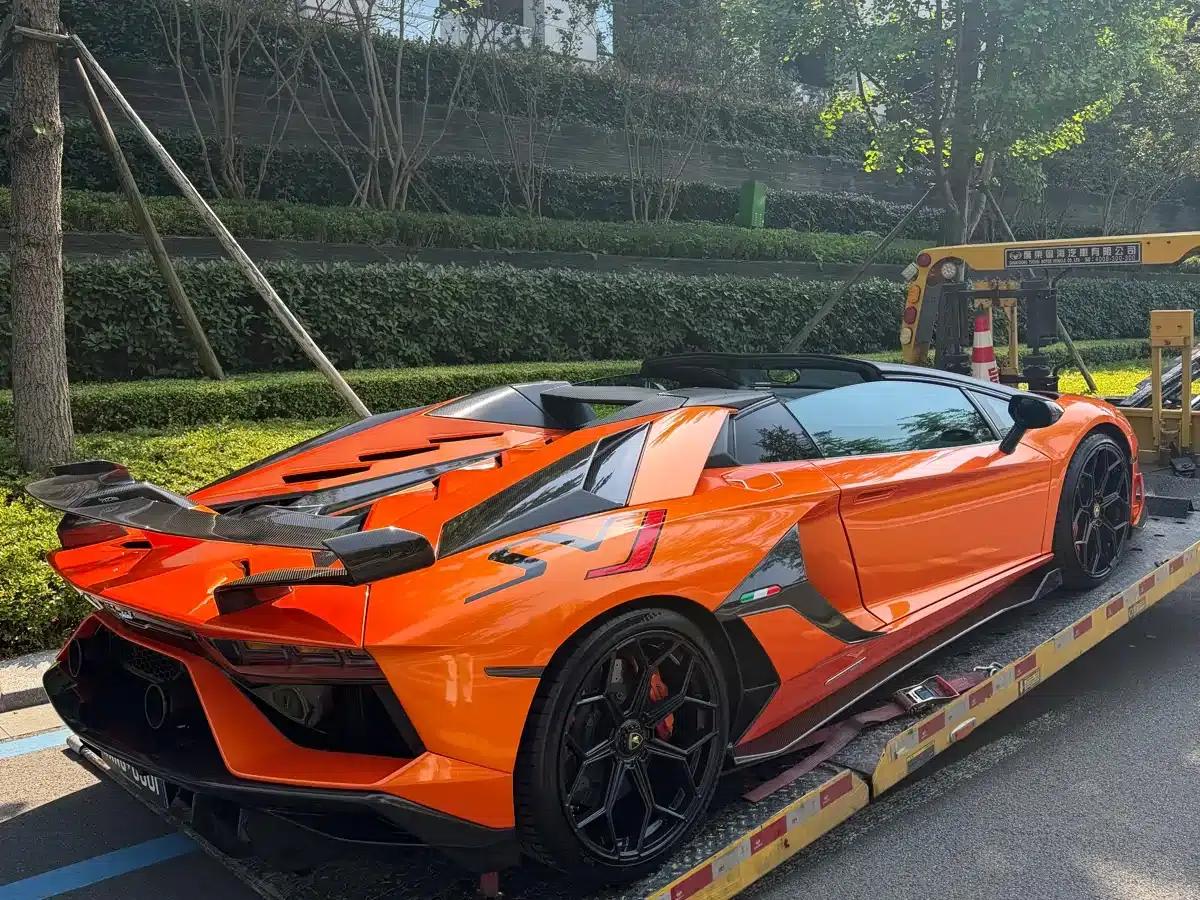 2013 Aventador LP 700-4 Roadster — миниатюра 9