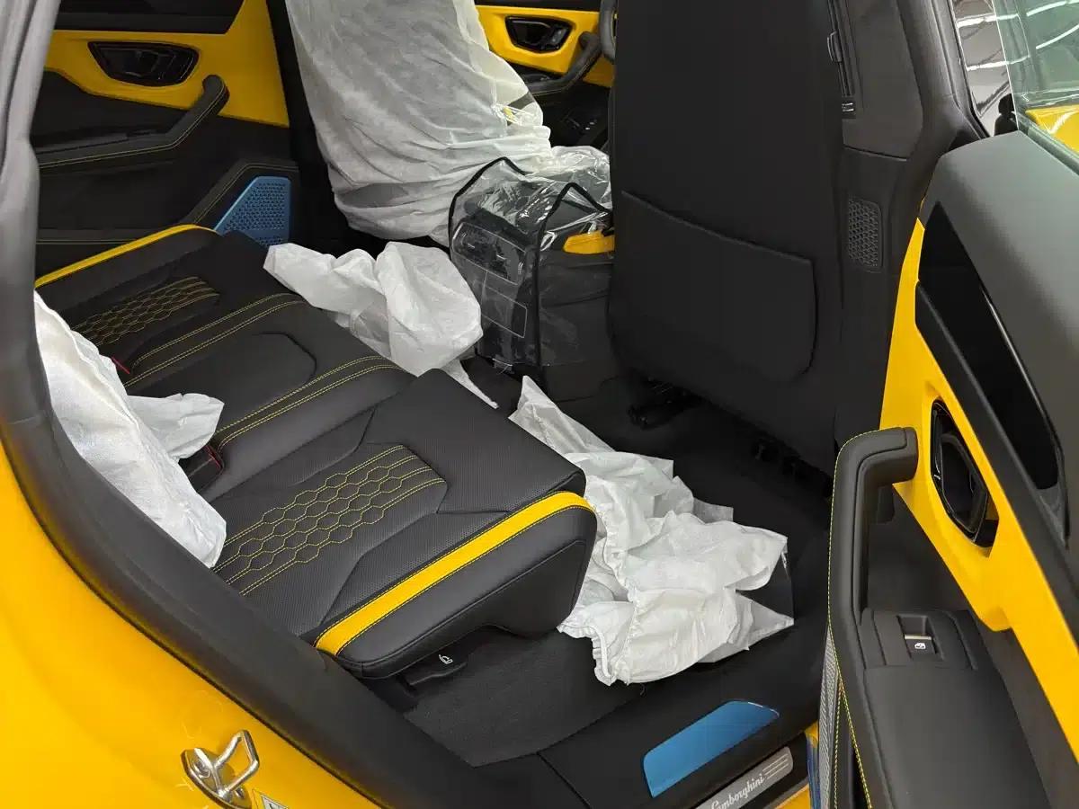 2025 Urus SE 4.0T Standard Edition — миниатюра 11