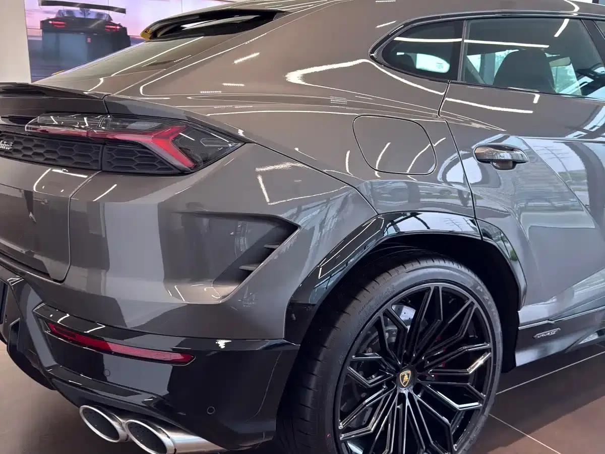 2025 Urus SE 4.0T Standard Edition — миниатюра 6