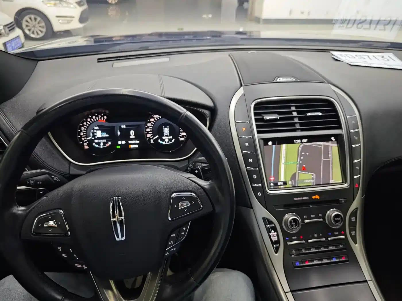 Lincoln MKX 2015 2.0T AWD Premium Edition — миниатюра 15
