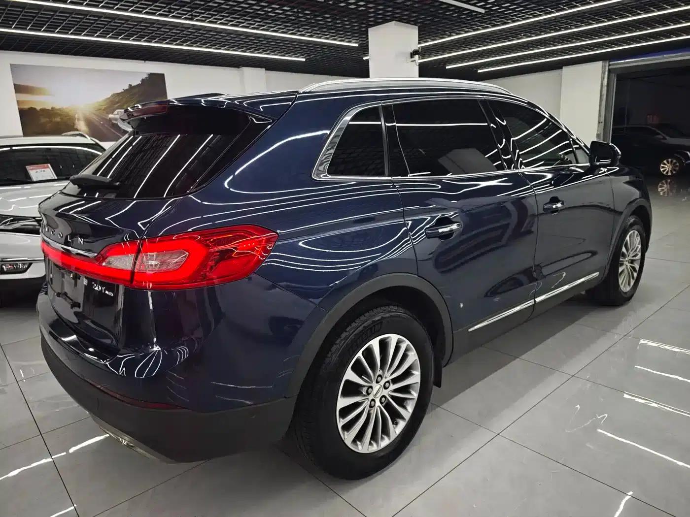 Lincoln MKX 2015 2.0T AWD Premium Edition — миниатюра 5