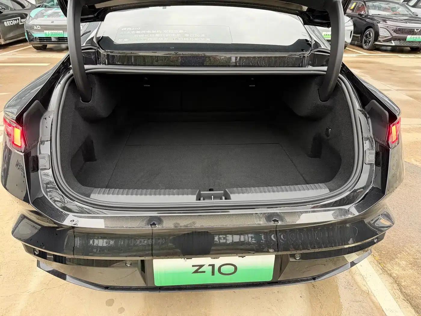 Lynk & Co Z10 2025 Model 95kWh 702km AWD Halo — миниатюра 13