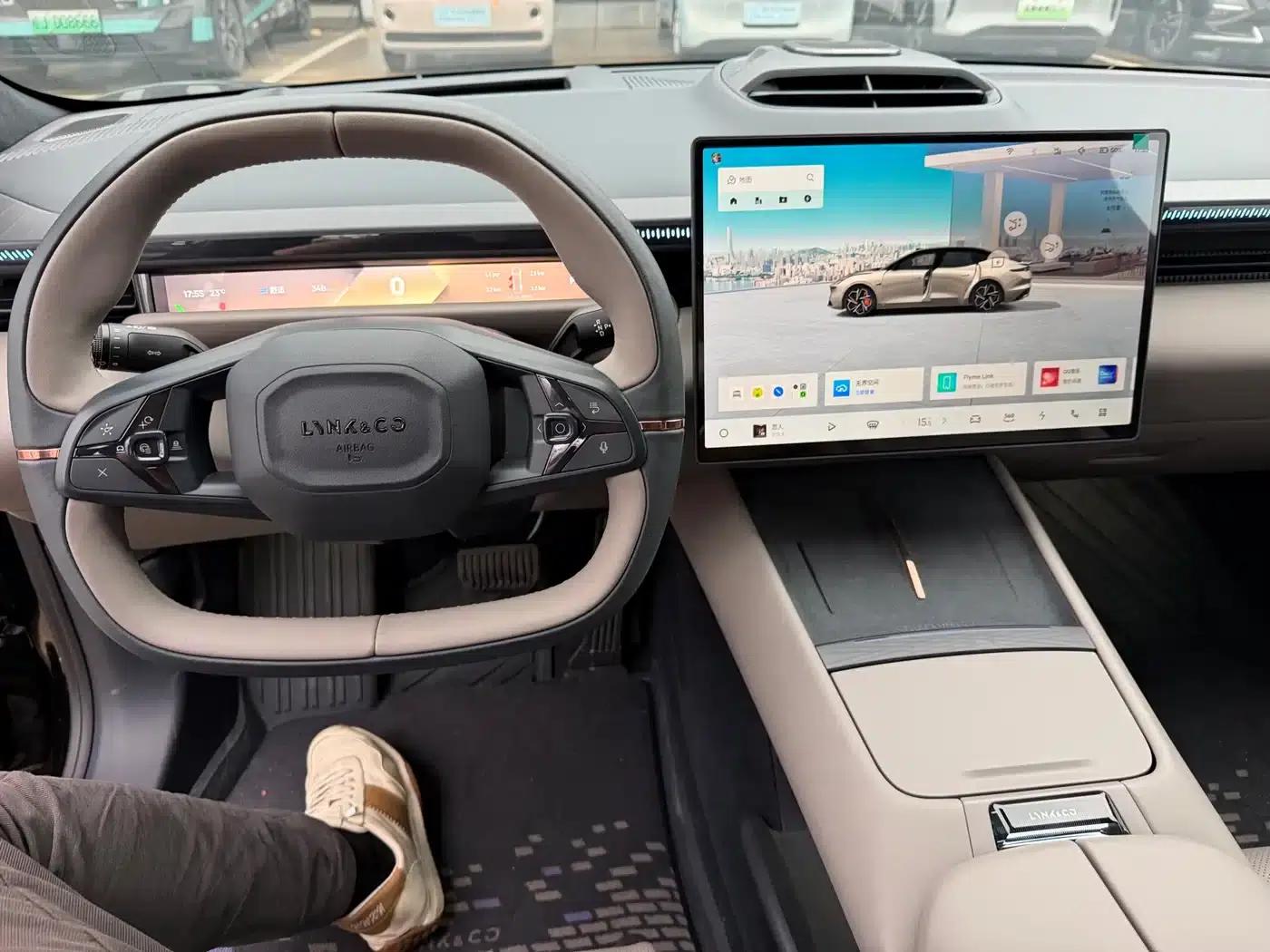 Lynk & Co Z10 2025 Model 95kWh 702km AWD Halo — миниатюра 7