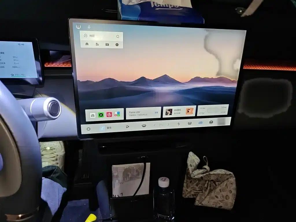 Lynk & Co Z20 2025 Model 530km RWD Pro — миниатюра 6