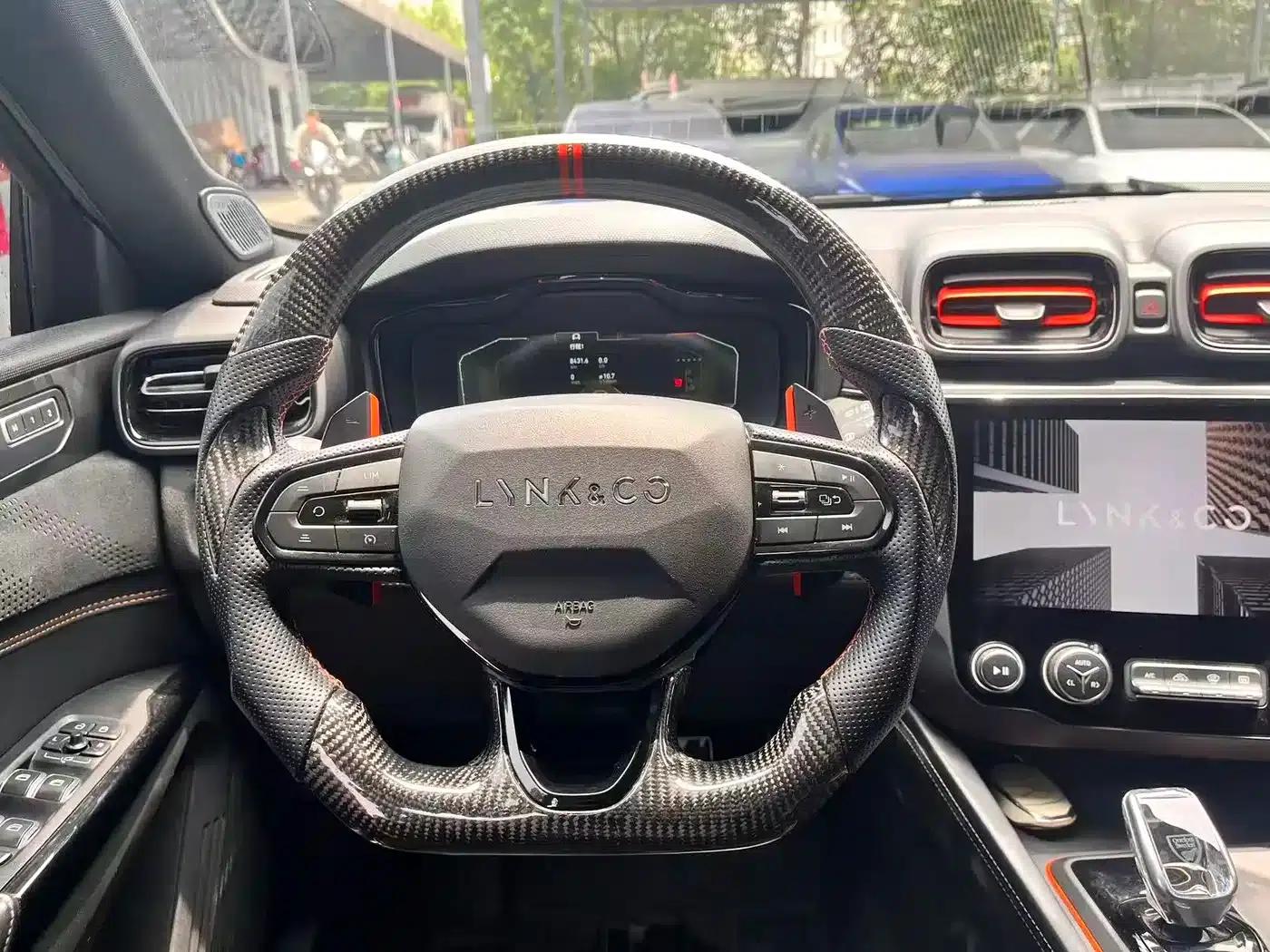 Lynk & Co 02 Hatchback 2021 2.0TD Halo — миниатюра 7