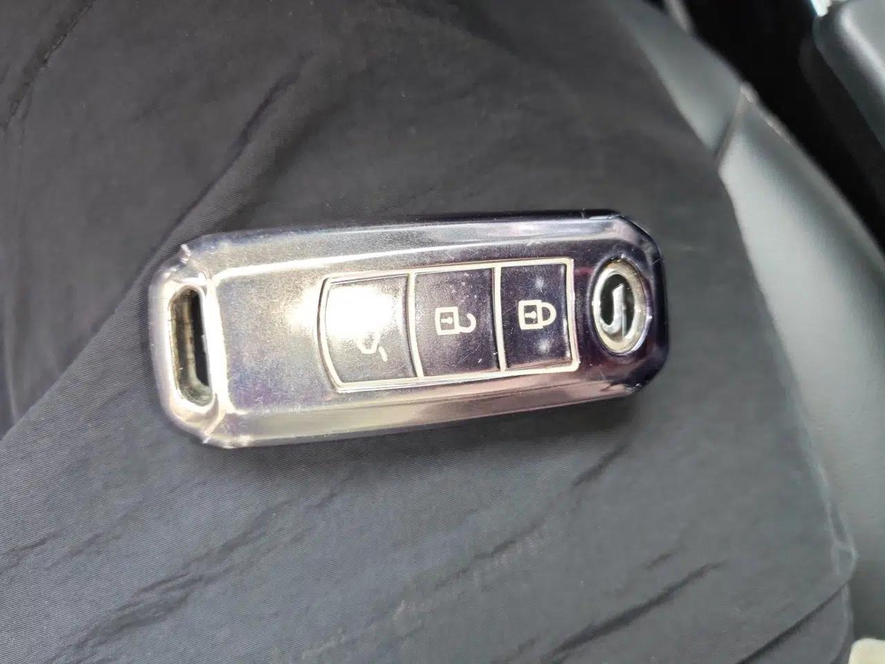 GAC Trumpchi GA6 2015 1.8T DCT Luxury Navigation Model — миниатюра 9