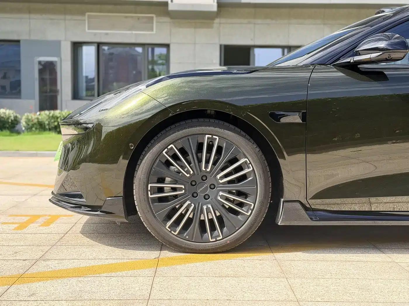 Lynk & Co 10 2025 240 AWD Ultra Sport Edition H7 — миниатюра 5
