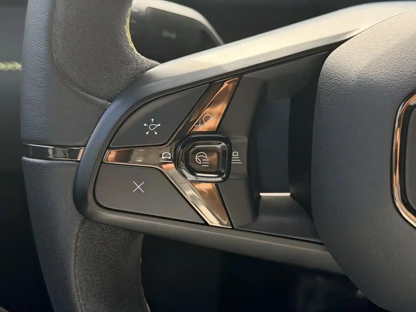 Lynk & Co 10 2025 240 AWD Ultra Sport Edition H7 — миниатюра 9