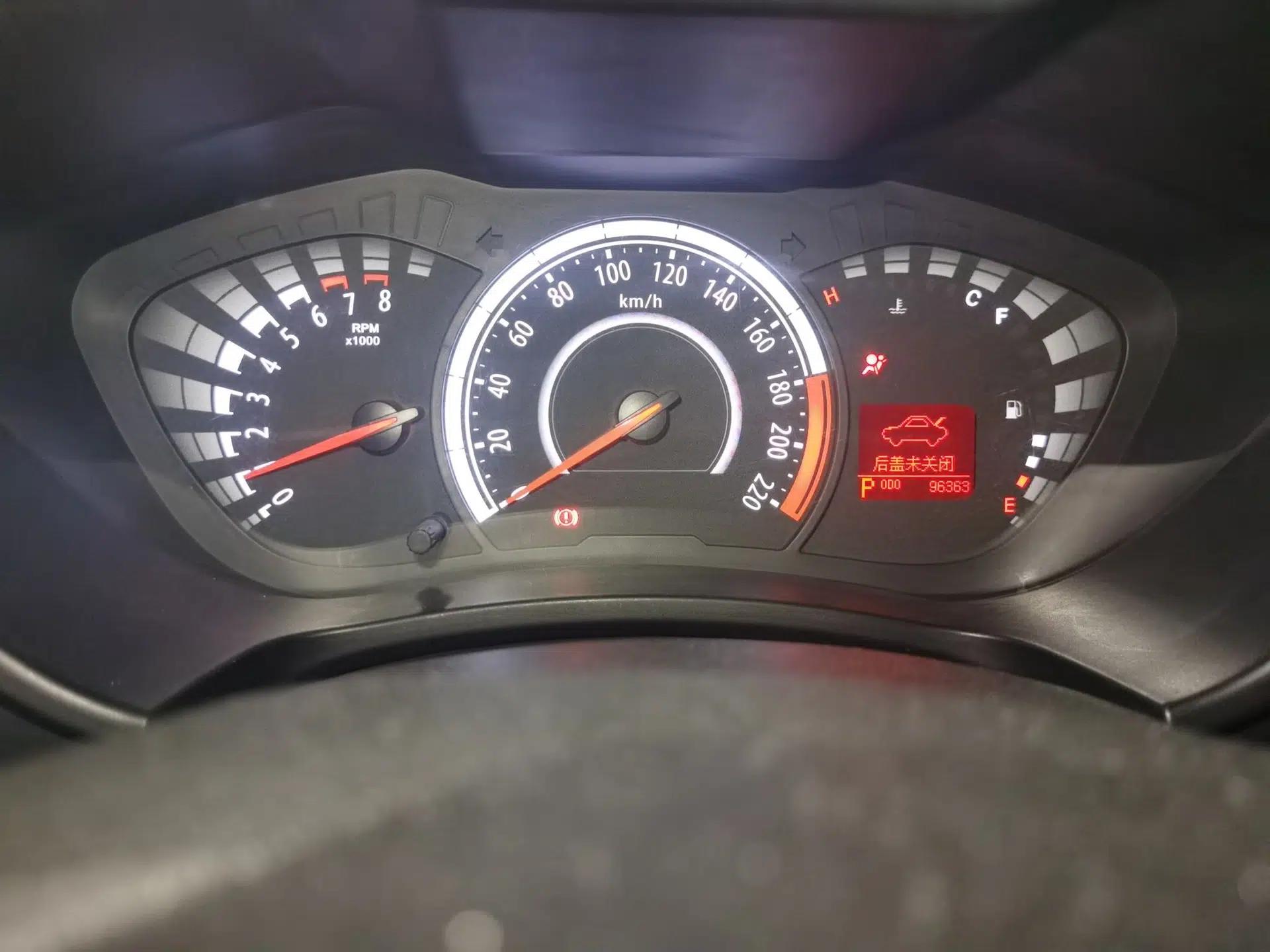 GAC Trumpchi GA3S Vision 2014 1.6L Automatic Elite ESP Version — миниатюра 12