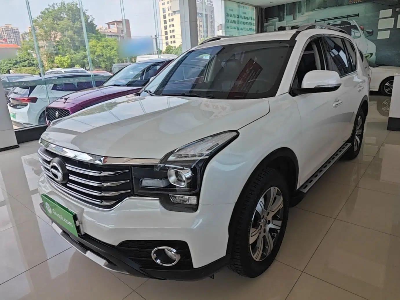 GAC Trumpchi GS7 2017 320T Two-Wheel-Drive Luxury Model — миниатюра 1