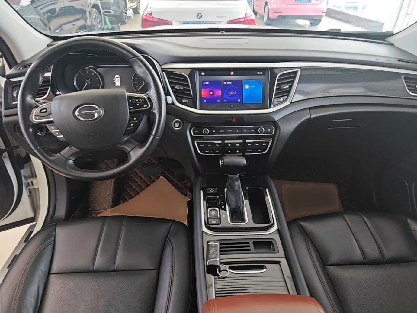 GAC Trumpchi GS7 2017 320T Two-Wheel-Drive Luxury Model — миниатюра 13