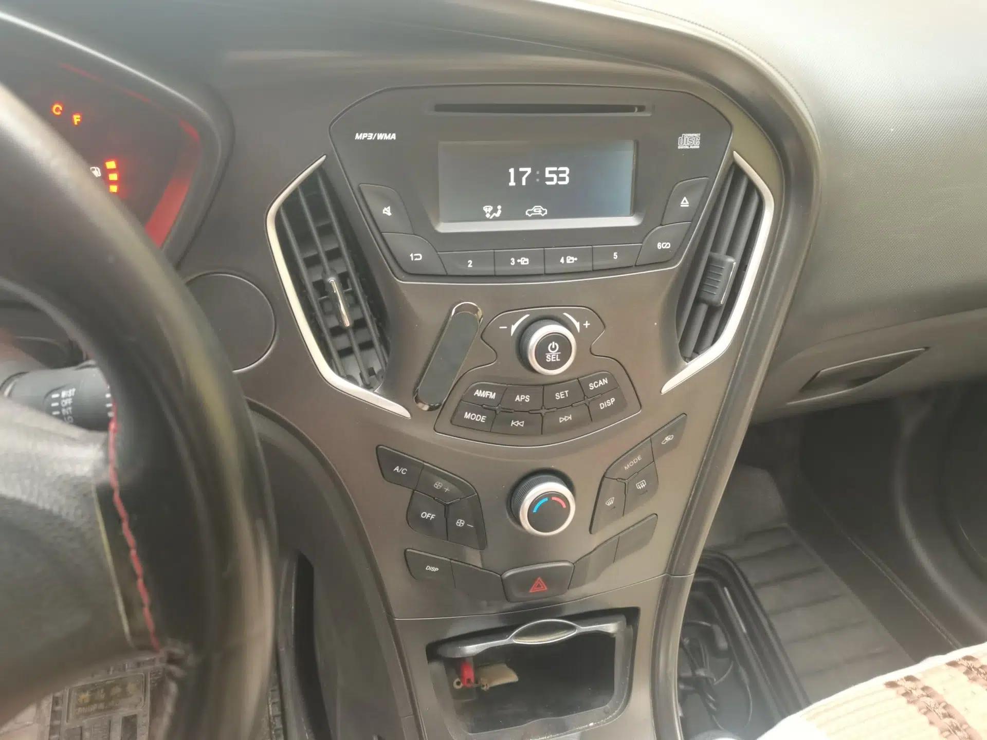GAC Trumpchi GA3 2013 1.6L Manual Elite Edition — миниатюра 14