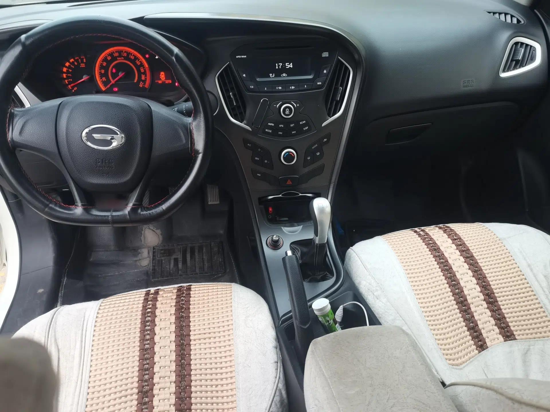 GAC Trumpchi GA3 2013 1.6L Manual Elite Edition — миниатюра 10