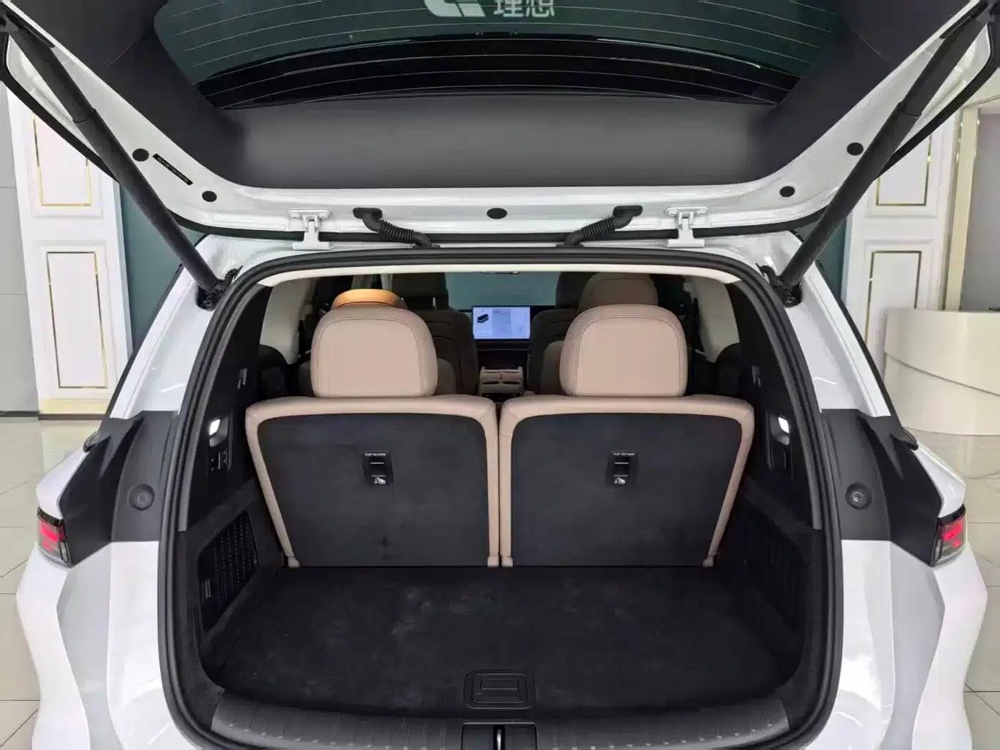 Li Auto i8 2025 Standard Edition — миниатюра 11