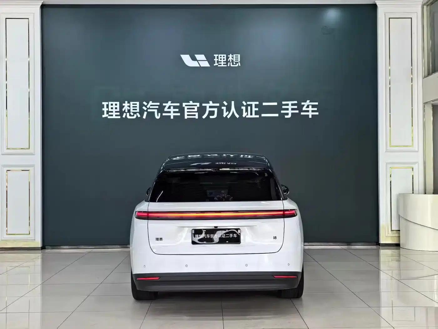 Li Auto i8 2025 Standard Edition — миниатюра 12
