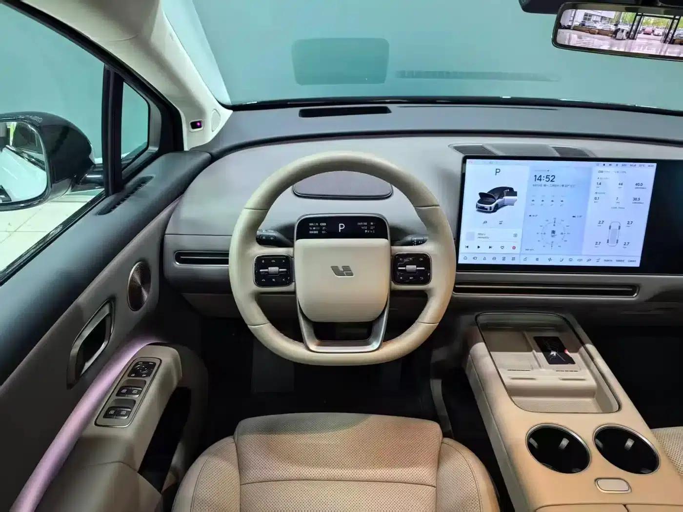 Li Auto i8 2025 Standard Edition — миниатюра 5