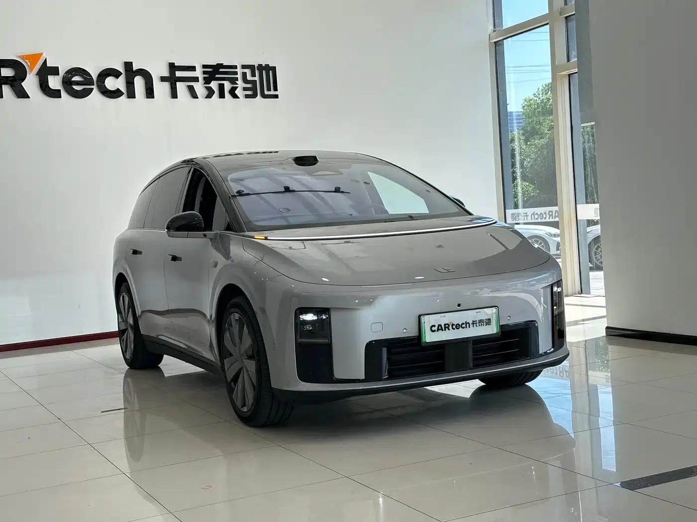 Li Auto i8 2025 Standard Edition — миниатюра 3