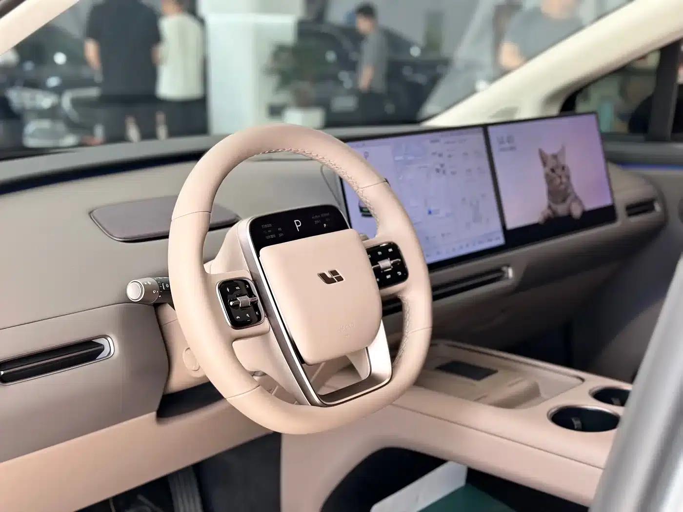 Li Auto i8 2025 Standard Edition — миниатюра 5