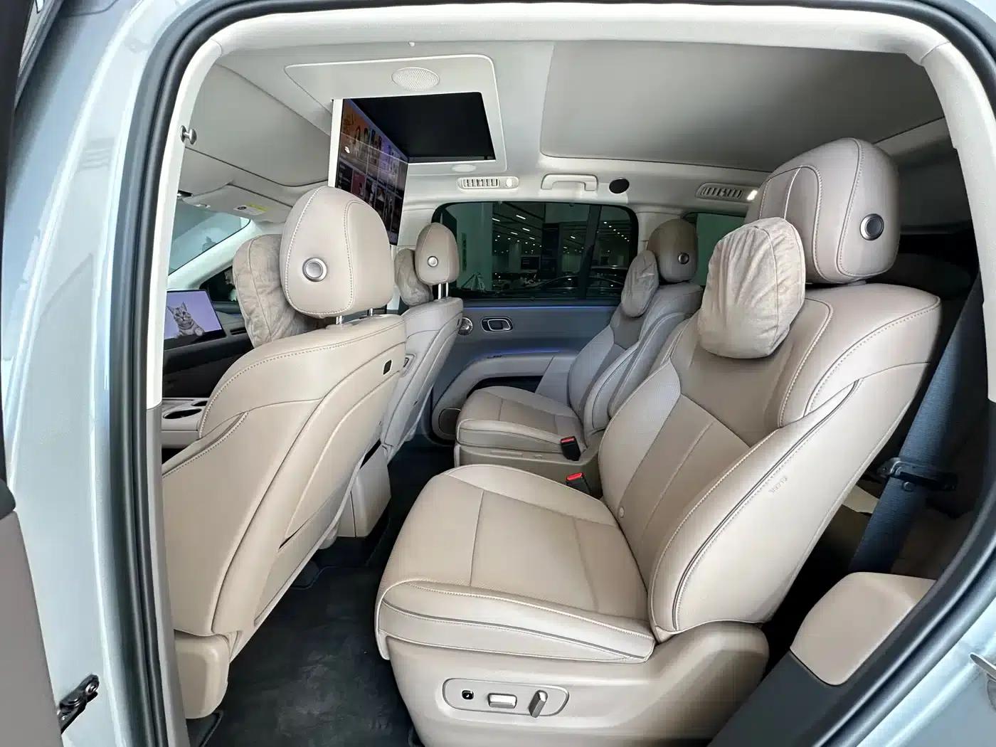 Li Auto i8 2025 Standard Edition — миниатюра 9