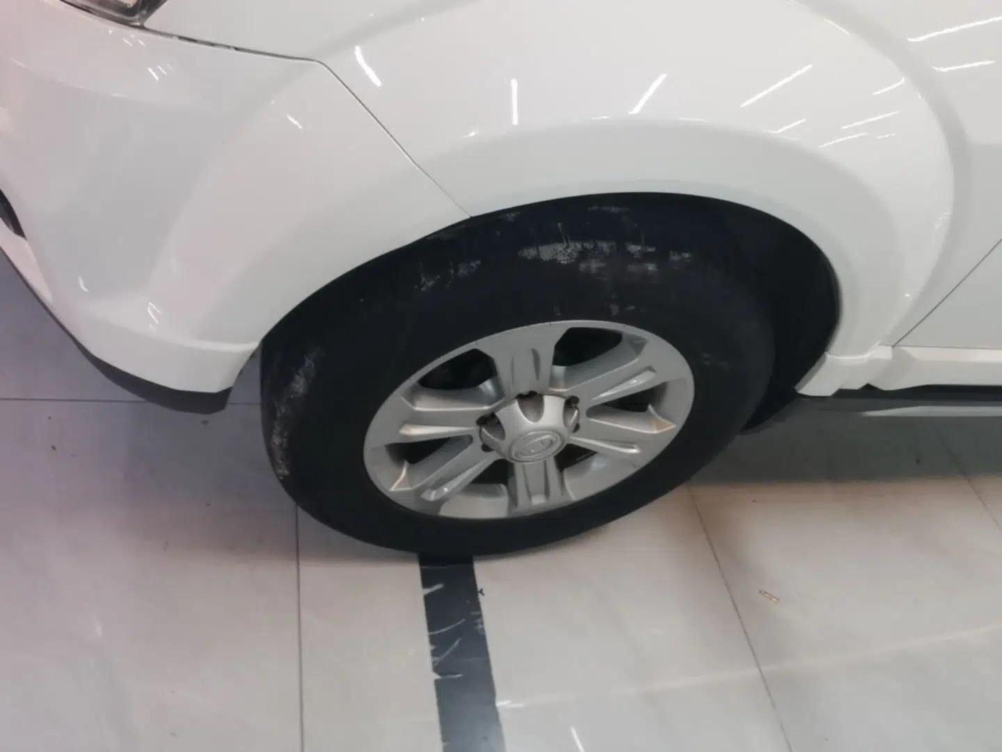 Haval H5 Classic 2018 Classic Edition 2.0T Diesel Manual 4x4 Prestige Model — миниатюра 8