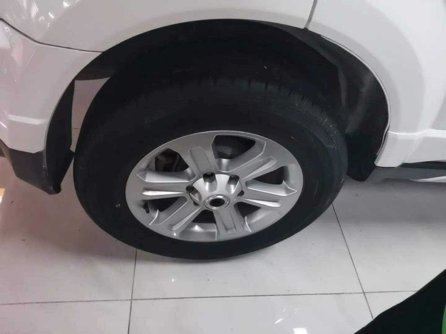 Haval H5 Classic 2018 Classic Edition 2.0T Diesel Manual 4x4 Prestige Model — миниатюра 10