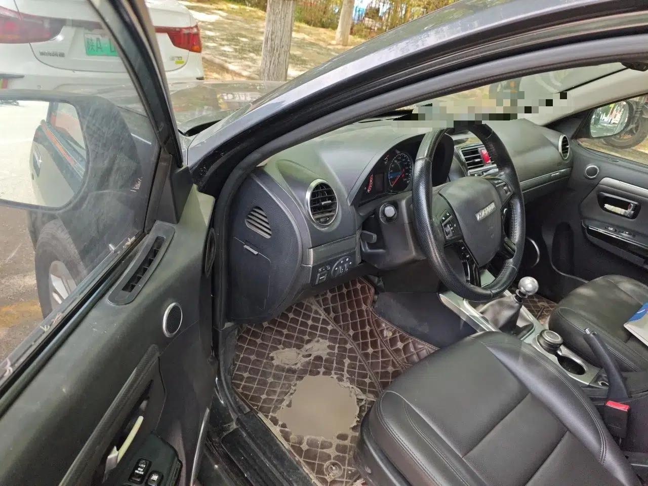Haval H5 Classic 2016 Classic Edition 2.0T Manual 4x4 Elite Model — миниатюра 17