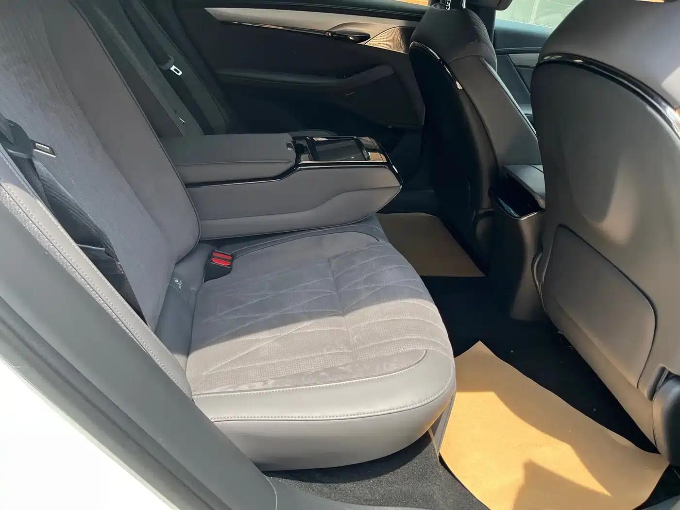 Voyah Chase 2023 AWD Standard Edition — миниатюра 7