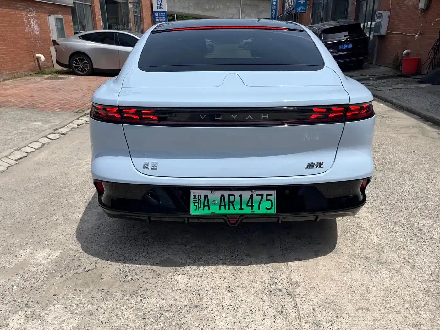 Voyah Chase 2023 AWD Standard Edition — миниатюра 15