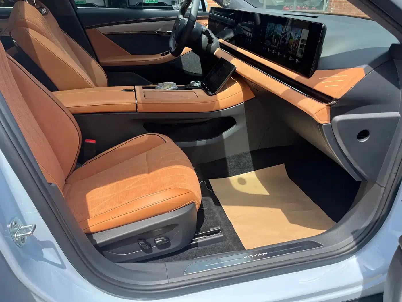 Voyah Chase 2023 AWD Standard Edition — миниатюра 6