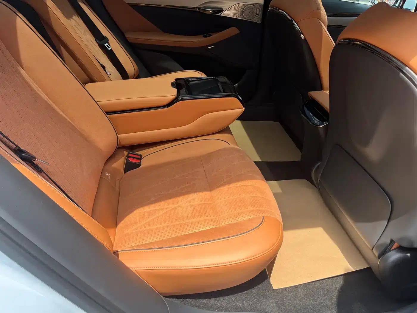 Voyah Chase 2023 AWD Standard Edition — миниатюра 7