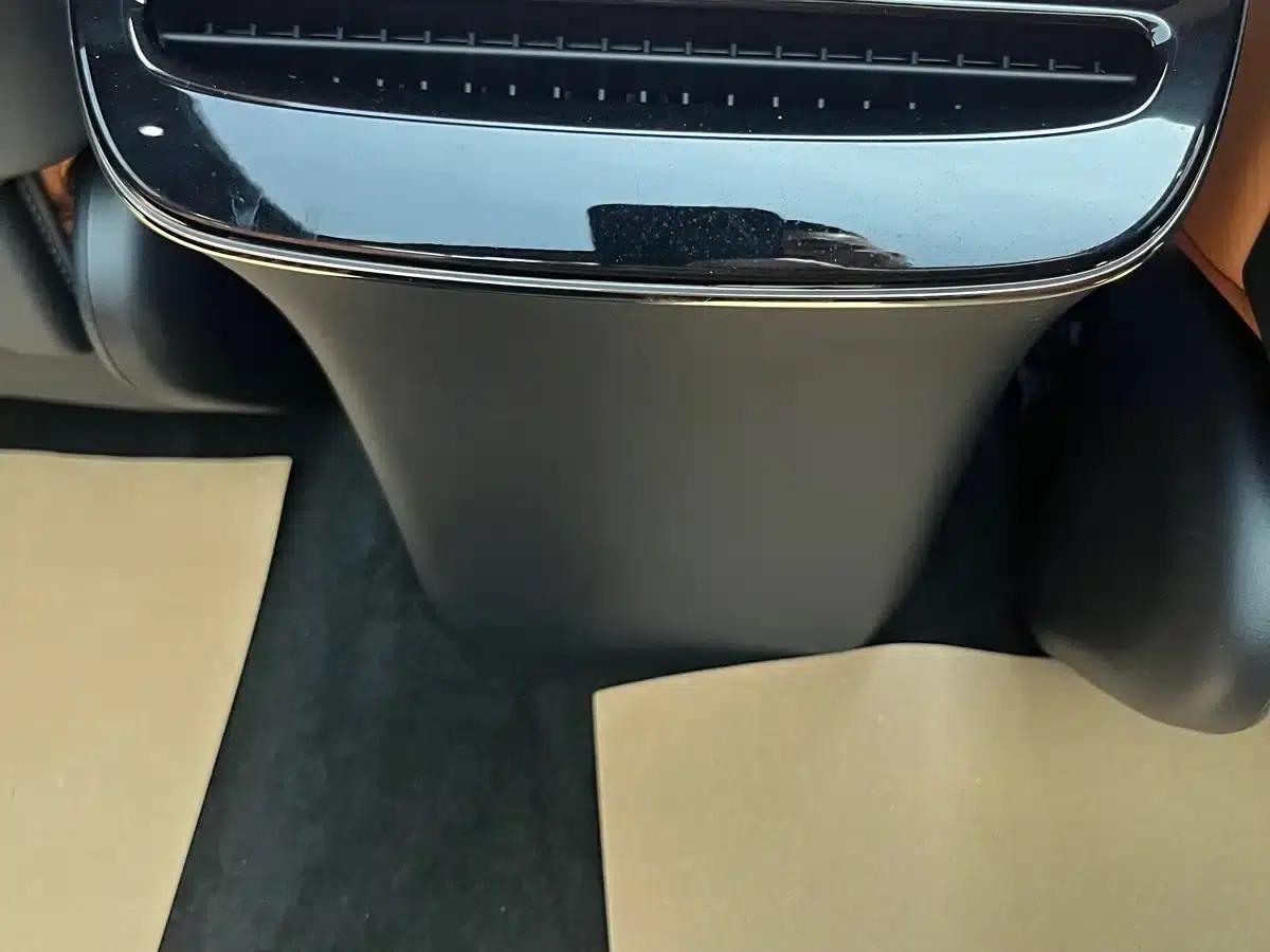Voyah Chase 2023 AWD Standard Edition — миниатюра 9