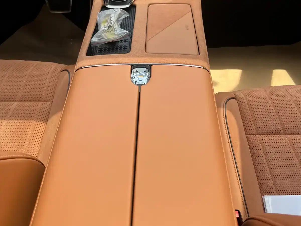 Voyah Chase 2023 AWD Standard Edition — миниатюра 10