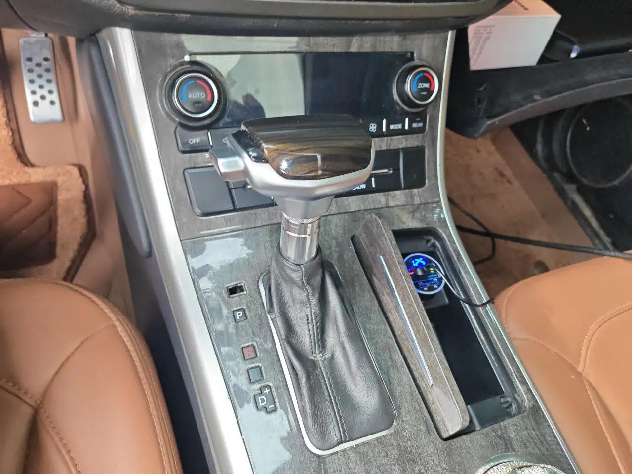 Haval H8 2015 2.0T Two-Wheel Drive Comfort Version — миниатюра 15