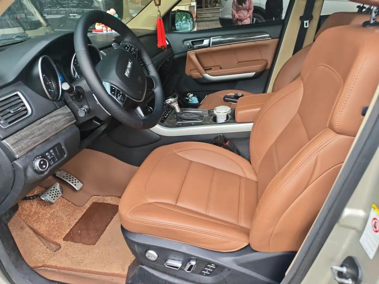 Haval H8 2015 2.0T Two-Wheel Drive Comfort Version — миниатюра 16