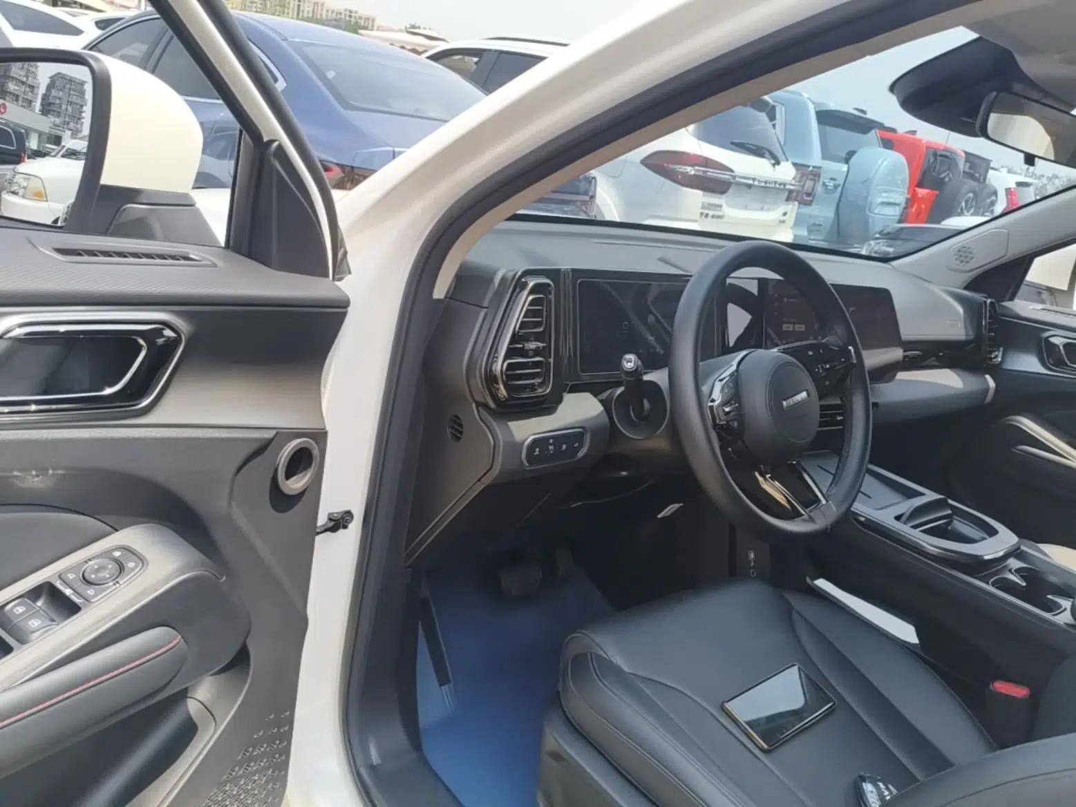 Haval Fierce Dragon 2023 1.5L 110KM Navigation Edition — миниатюра 18