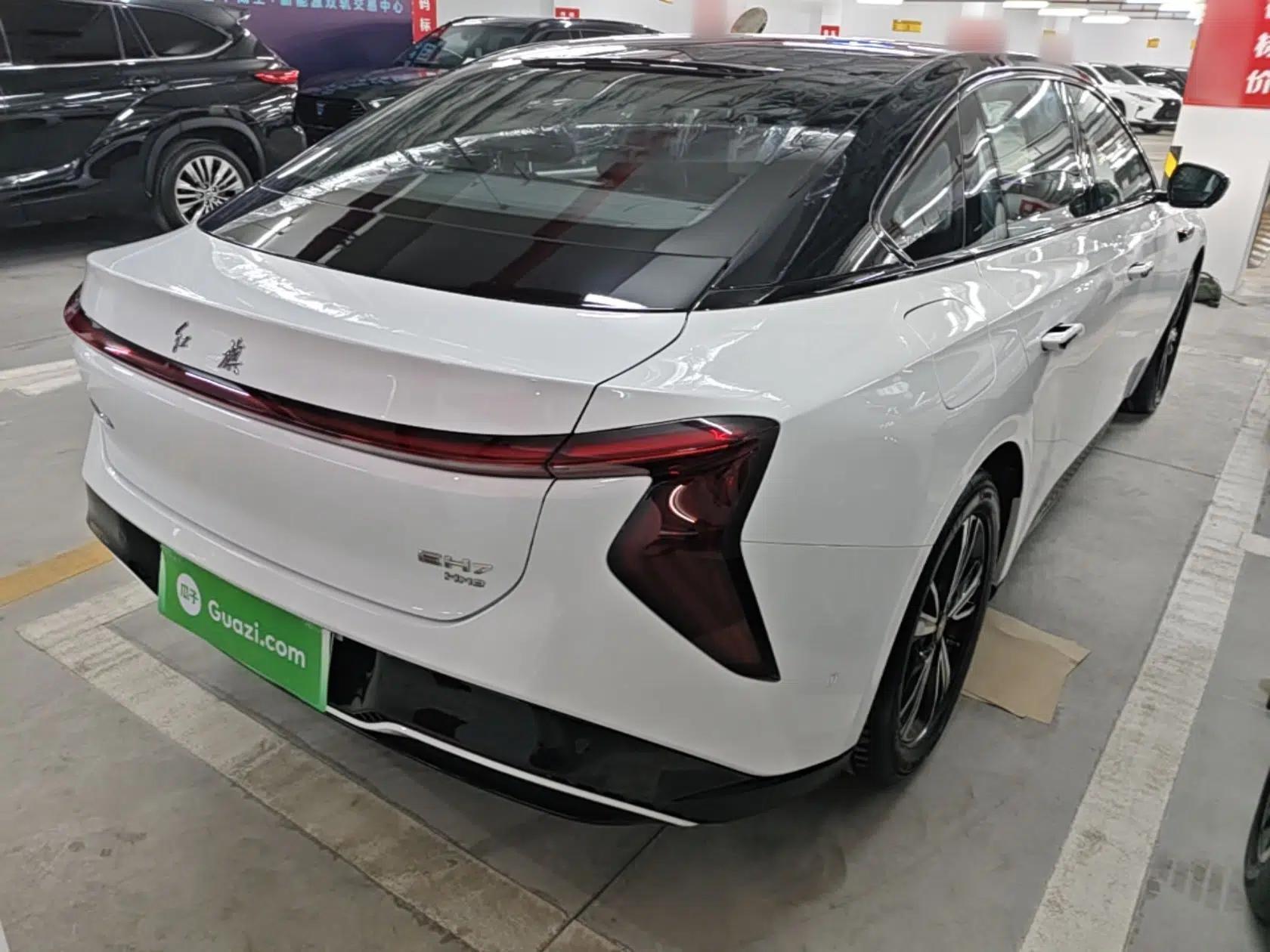 Hongqi EH7 2024 820 Pro Honor Edition — миниатюра 4