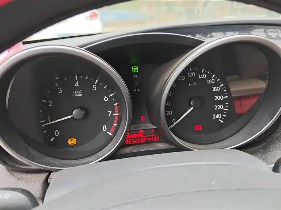 Mazda 3 Axela 2013 Sedan 1.6L Automatic Elite — миниатюра 14