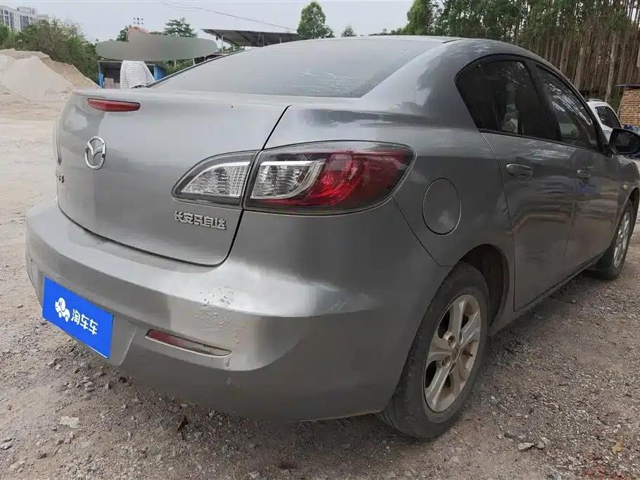 Mazda 3 Axela 2013 Sedan 1.6L Automatic Elite — миниатюра 3