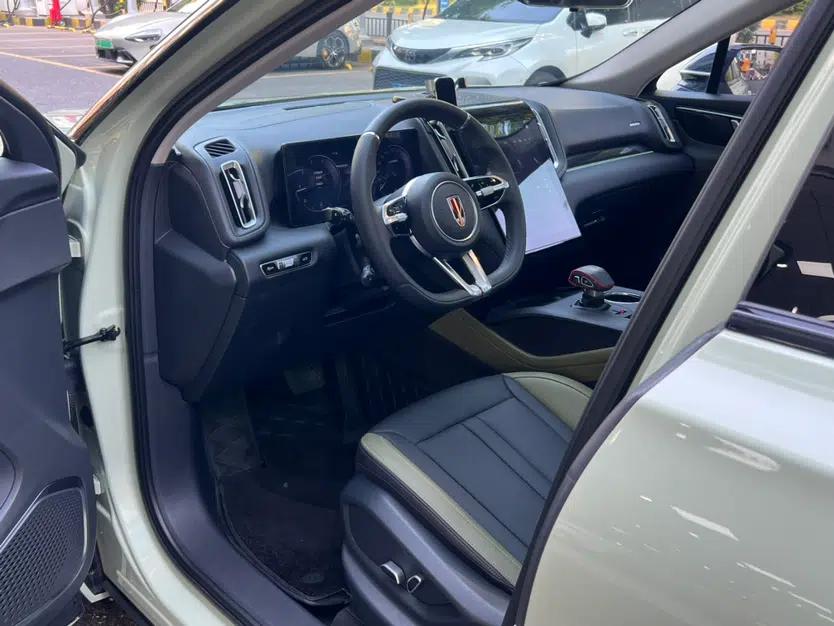 Hongqi HS3 2023 1.5T Two-Wheel Drive Shanwei Edition — миниатюра 16