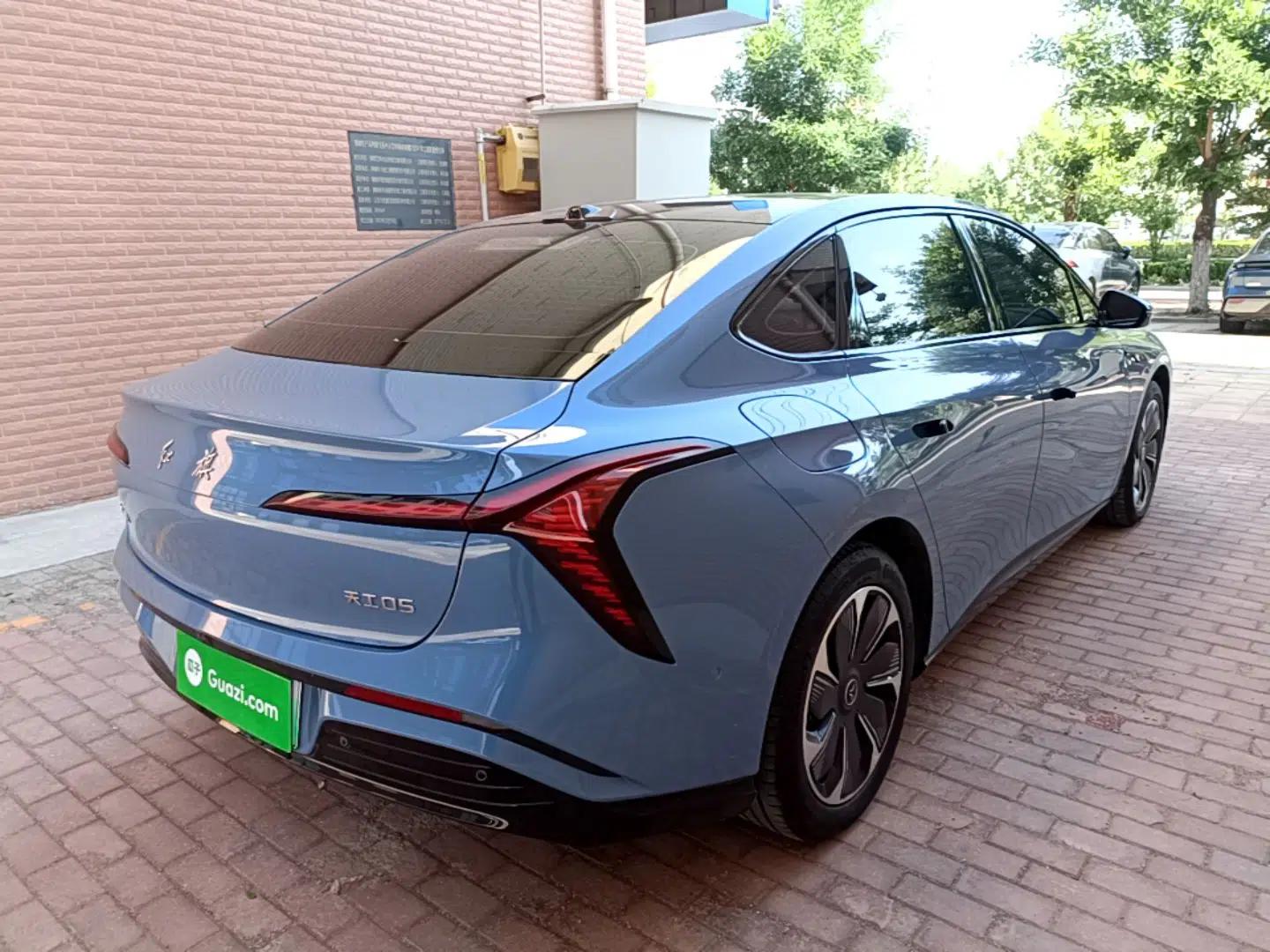 Hongqi Tiangong 05 2025 750 Smart Selection — миниатюра 4