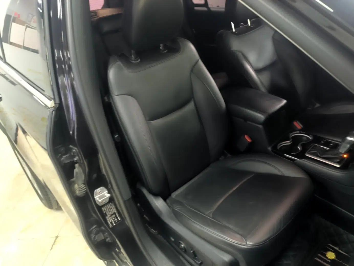Jeep Grand Commander 2018 2.0T Four-Wheel Drive Prestige Edition China V — миниатюра 23