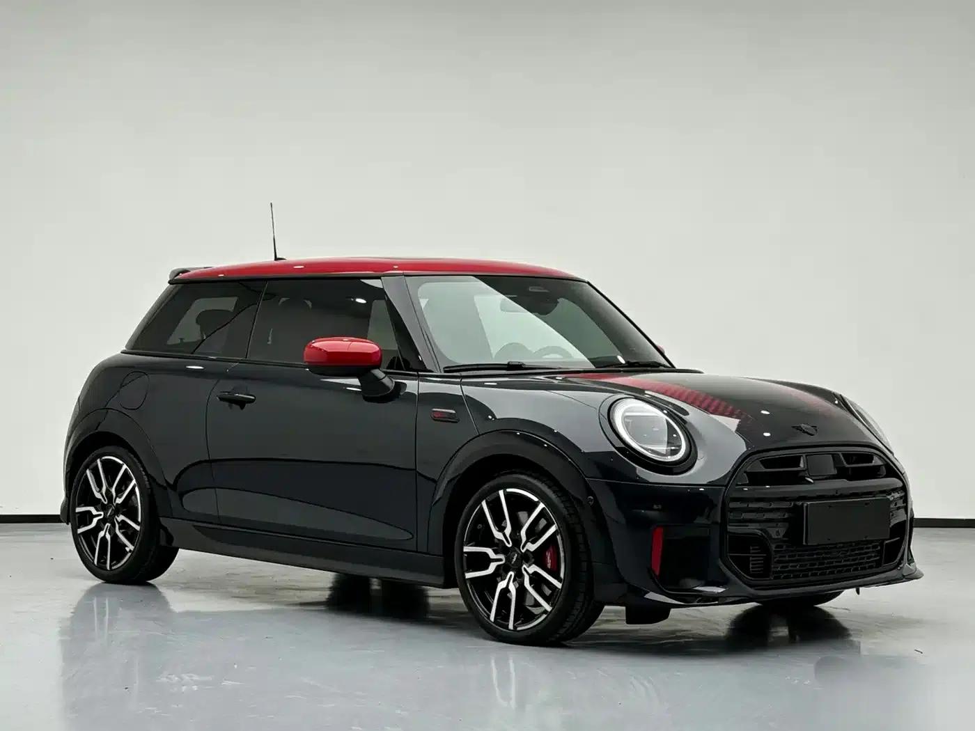 2025 MINI JCW JOHN COOPER WORKS — миниатюра 2