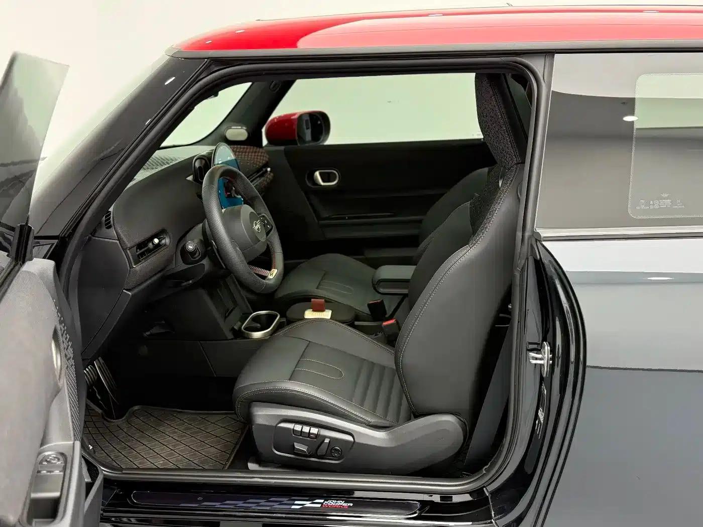 2025 MINI JCW JOHN COOPER WORKS — миниатюра 15
